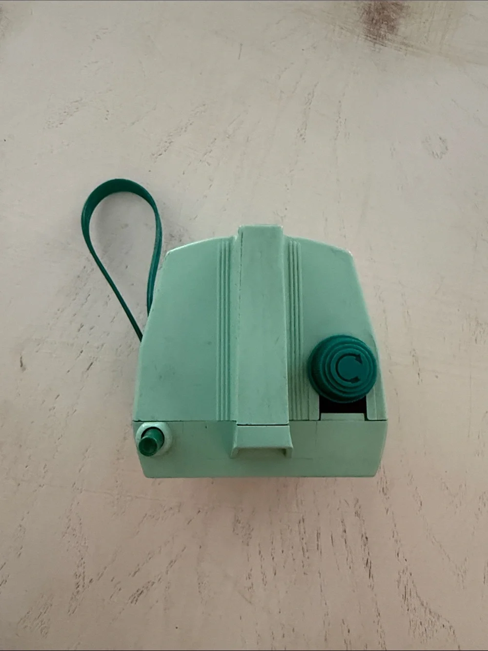 Savoy Imperial Box Camera Seafoam Green with Film 1960’s - untested - Picture 3 of 14